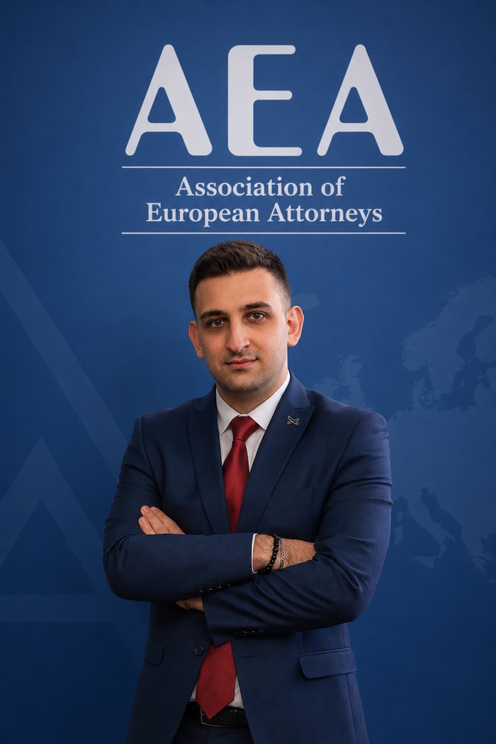 DENIZ GOKBERK EKINLI